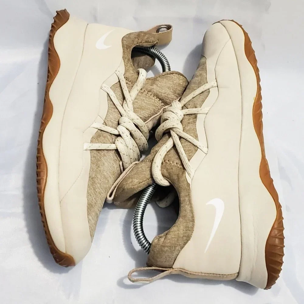 Nike Women's Beige Tan Cream Sneakers
